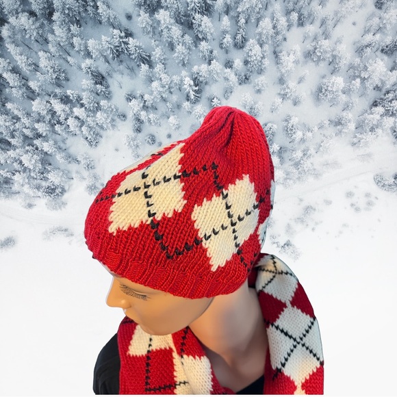 New York & Company Beanie Hat and Matching Scarf 2pc set, Red White Black | OS - Picture 4 of 13